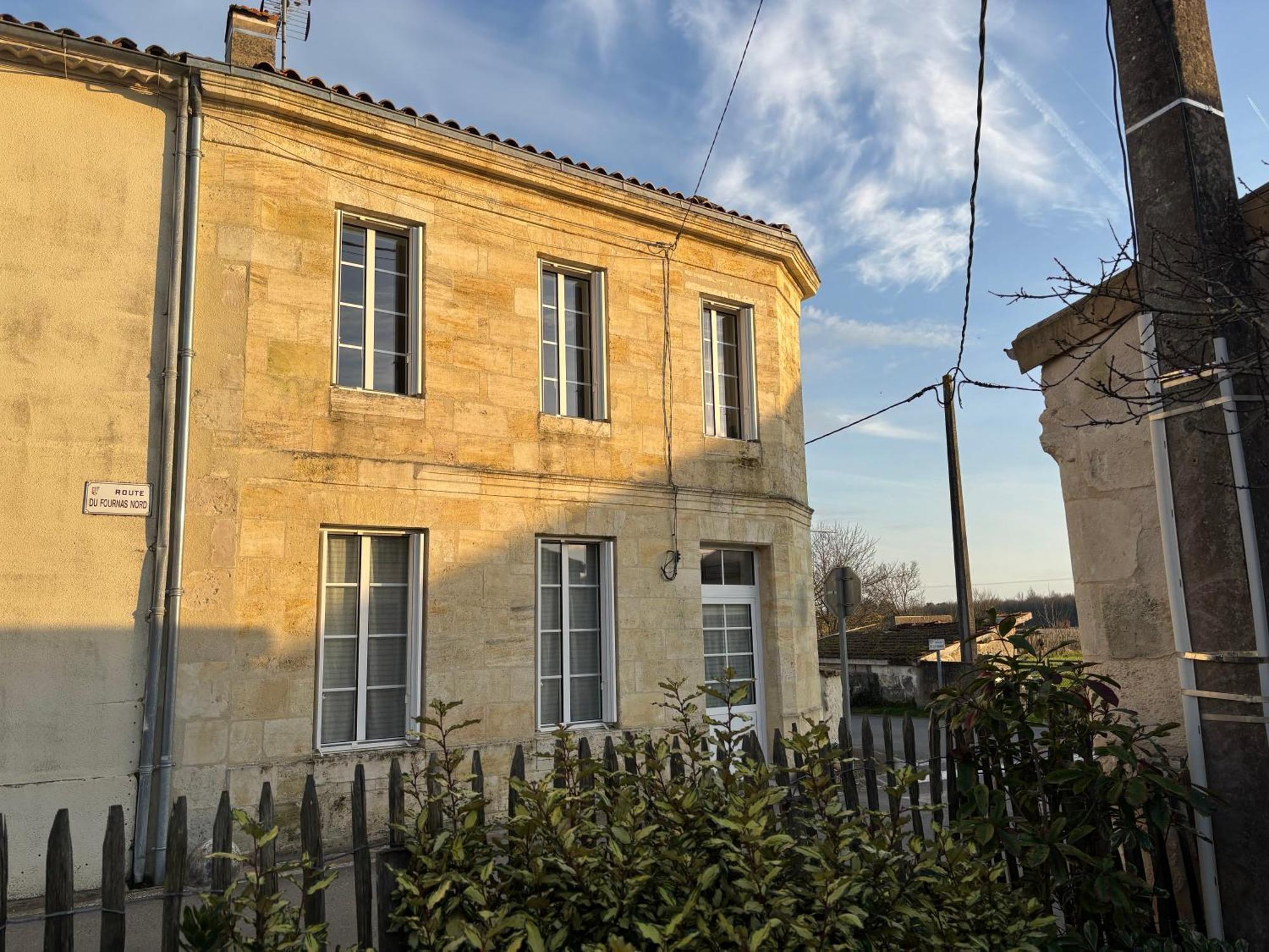 Gite du Chateau La Fon du Berger Saint-Sauveur  Extérieur photo